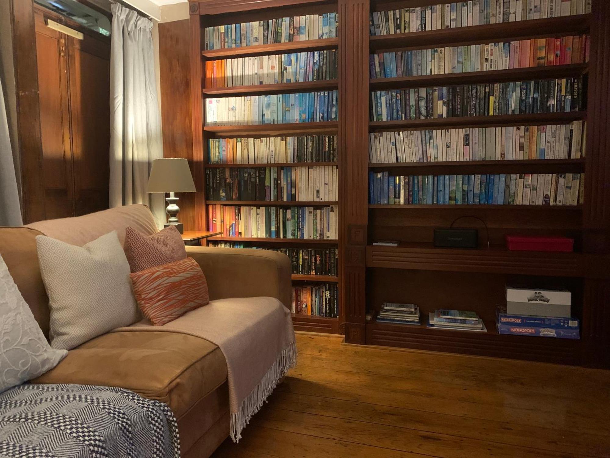 אולברסטון South Lakes Townhouse With Sauna מראה חיצוני תמונה